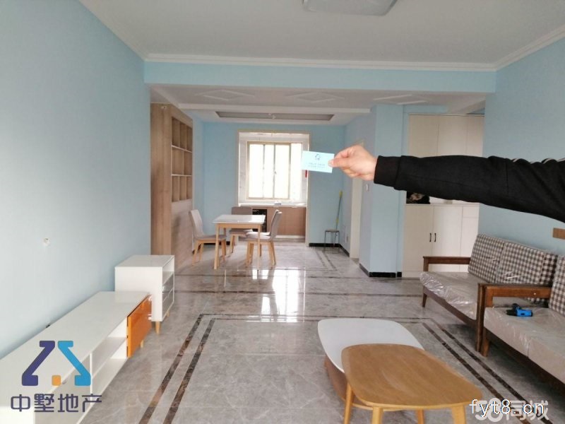 花千树一期边套洋房,20万装修,基本没住人,用钱急售,可按揭