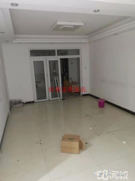 天筑广场小三房,72万中间楼层,装修好,满二税费低!